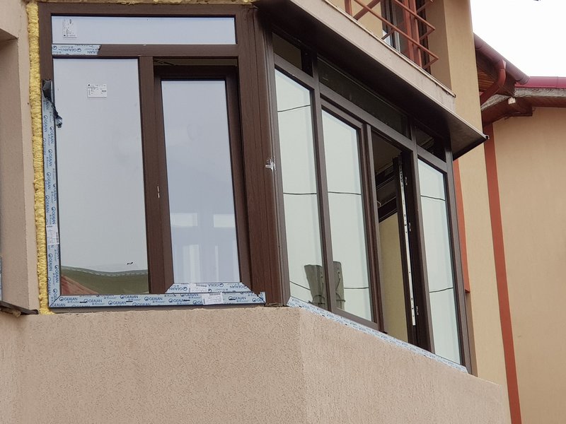 Mat Window - ferestre si usi PVC